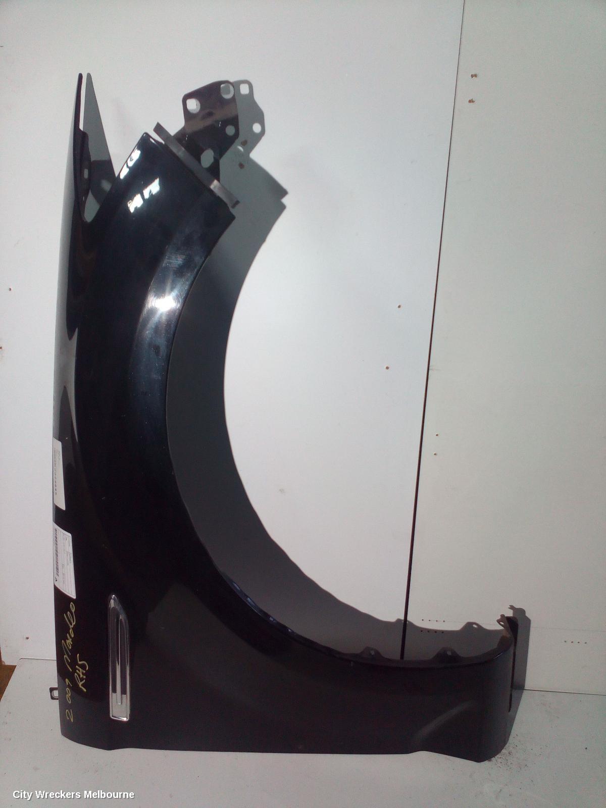 FORD MONDEO RIGHT GUARD, MA-MC, 10/2007 - 12/2014 - Image 1