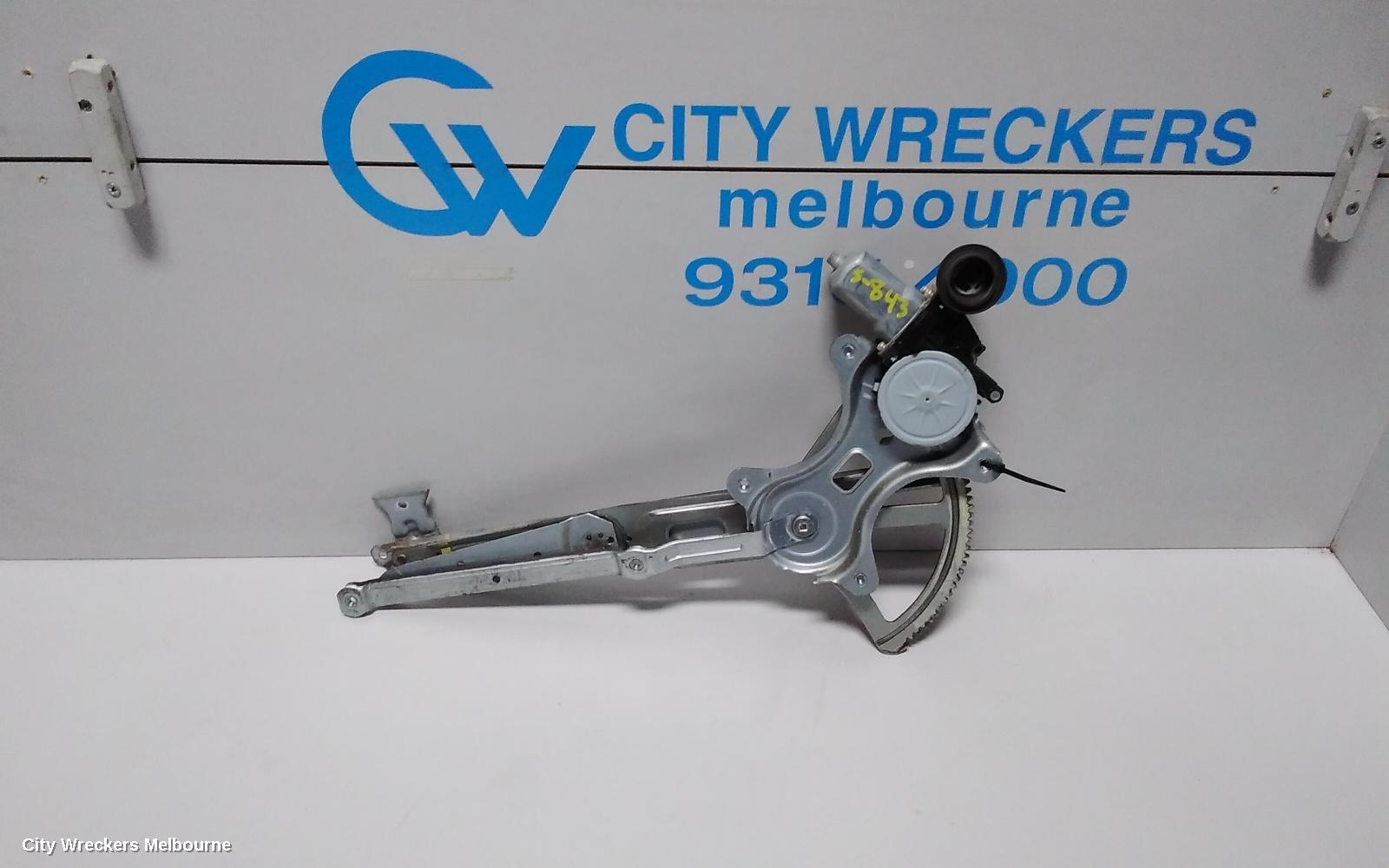 TOYOTA HIACE LEFT FRONT WINDOW REG/MOTOR, DOOR REG AND MOTOR ASSY, TRH/KDH, 03/2005 - 04/2019 - Image 1