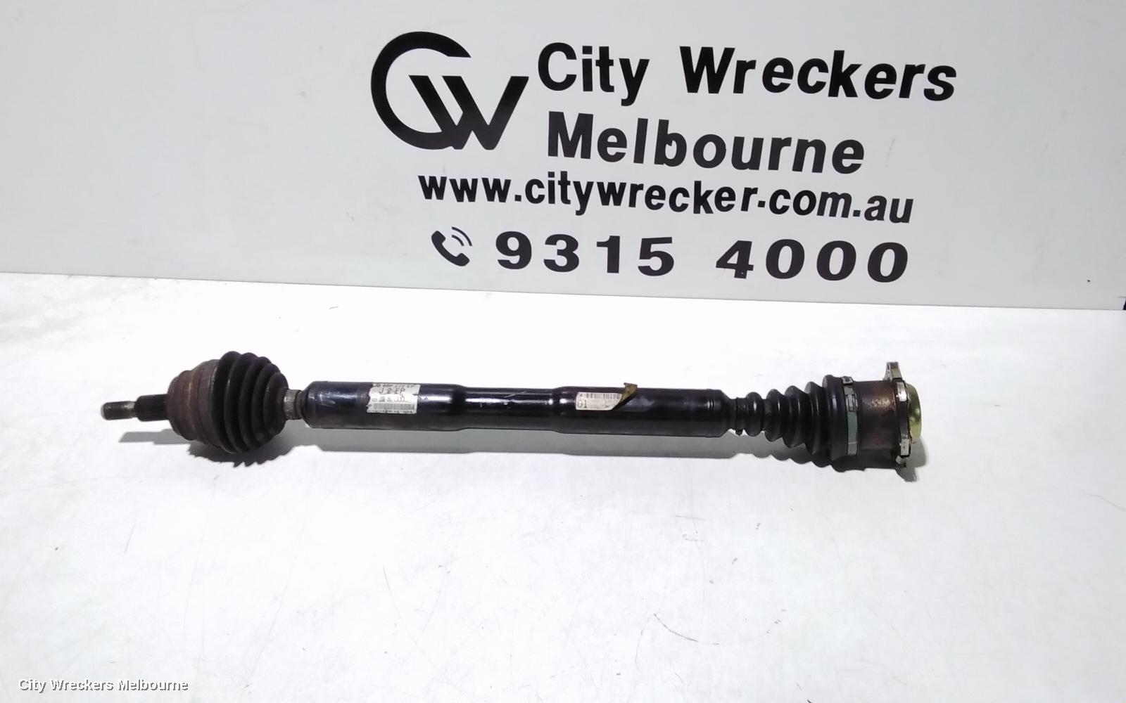 AUDI TT LEFT DRIVESHAFT, FRONT, FWD, AUTO/MANUAL T/M, PETROL, 2.0, BWA CODE, 8J, 09/2006 - 08/2010 - Image 1
