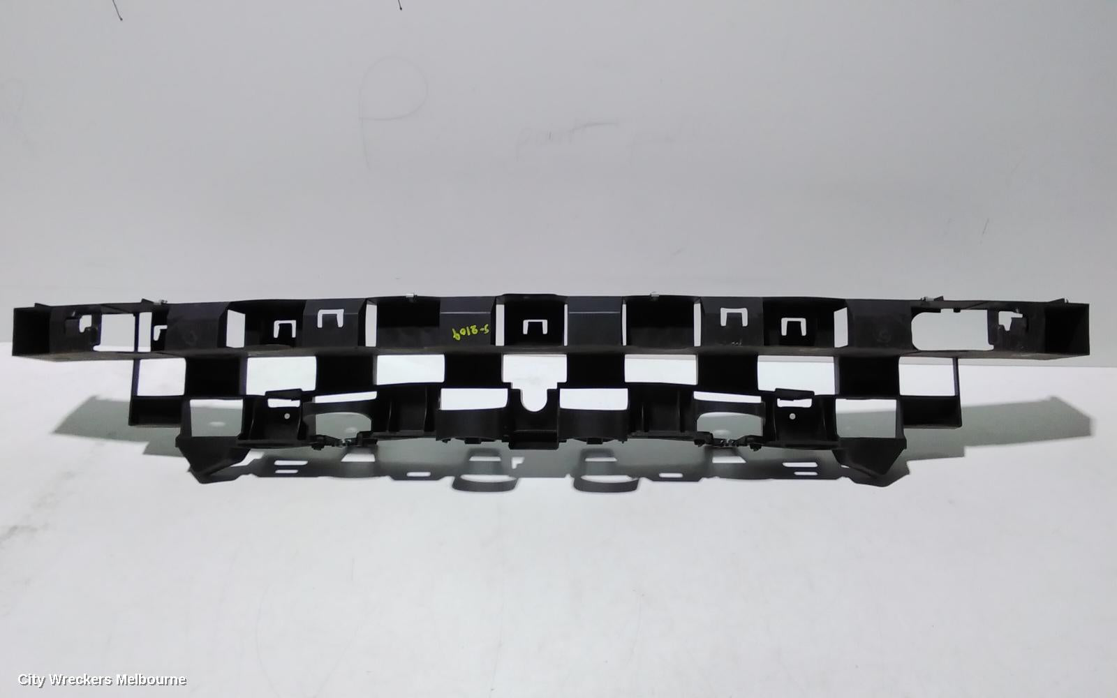 MITSUBISHI EXPRESS F/BAR REINFORC/BRACK, BUMPER ABSORBER, SN, 03/2020 ONWARDS - Image 3