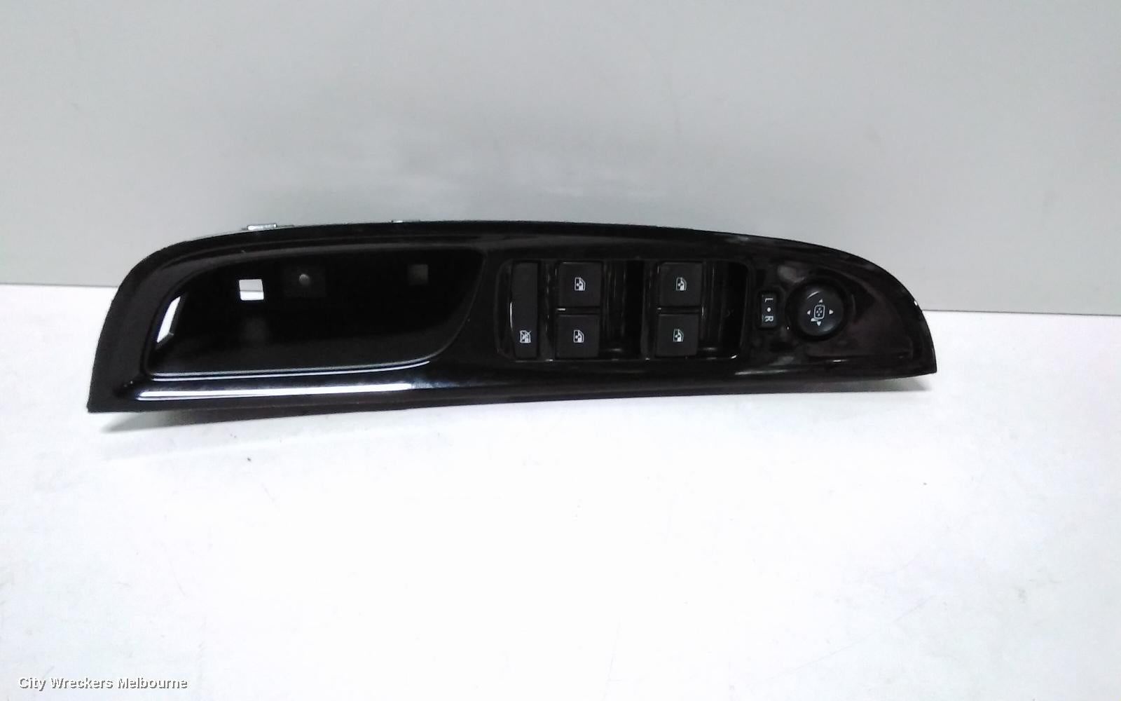 HOLDEN COMMODORE PWR DR WIND SWITCH, RH FRONT (MASTER SWITCH), VF, BLACK, 4 SWITCH TYPE, 05/2013 - 12/2017 - Image 2