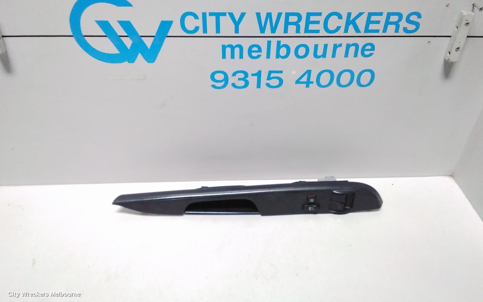 TOYOTA HIACE PWR DR WIND SWITCH, RH FRONT (MASTER SWITCH), TRH/KDH, 03/2005 - 02/2014 - Image 1