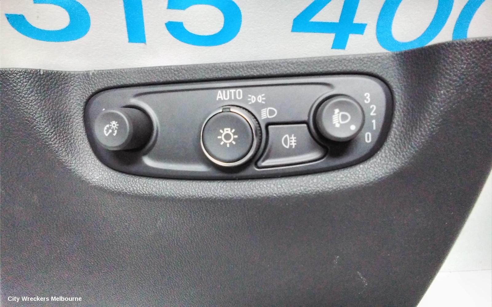 HOLDEN COMMODORE COMBINATION SWITCH, HEADLAMP SWITCH, ZB, 10/2017 - 12/2020 - Image 2