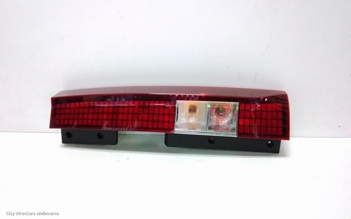 HYUNDAI STARIA RIGHT TAILLIGHT, IN BODY, NON LED TYPE, VAN, LOWER, US4, 04/2021 ONWARDS - Image 2