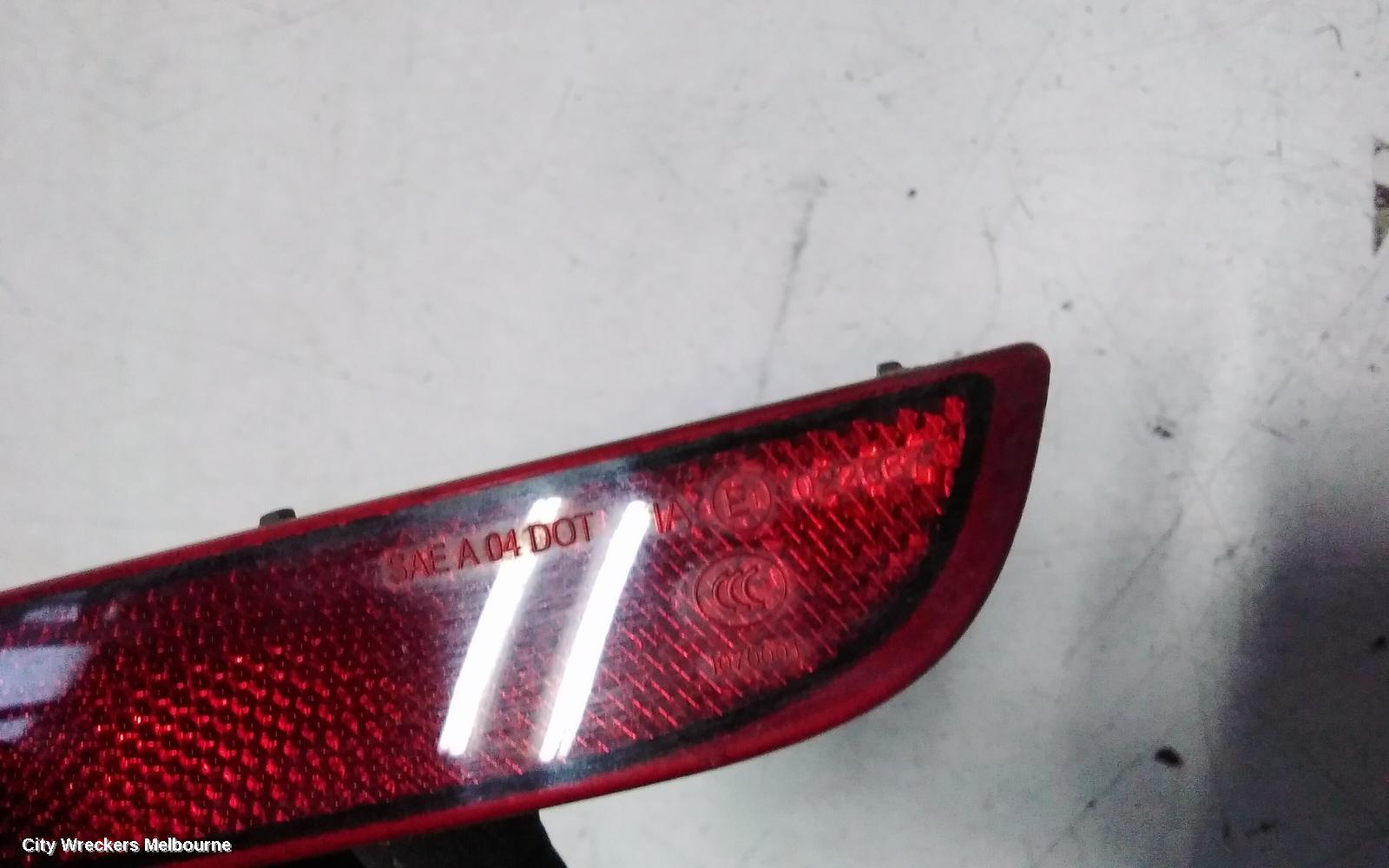 VOLKSWAGEN GOLF PLUS/SPORTSVAN LEFT TAILLIGHT, BUMPER REFLECTOR, 5M1, SPORTSVAN/PLUS, 12/2008 - 12/2014 - Image 2