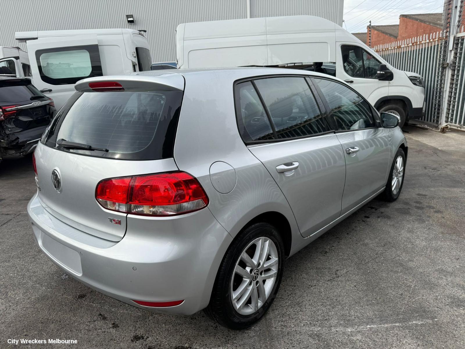 VOLKSWAGEN GOLF RIGHT FRONT DOOR, GEN 6, 5DR HATCH, 10/2008 - 03/2013 - Image 3