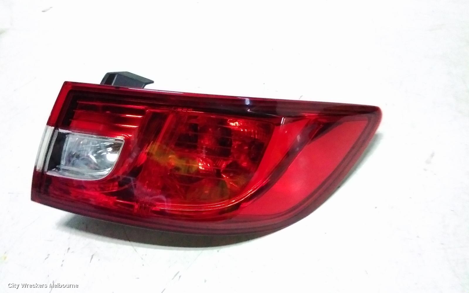 RENAULT CLIO RIGHT TAILLIGHT, X98, IN BODY, LED TYPE, 09/2013 - 10/2019 - Image 2