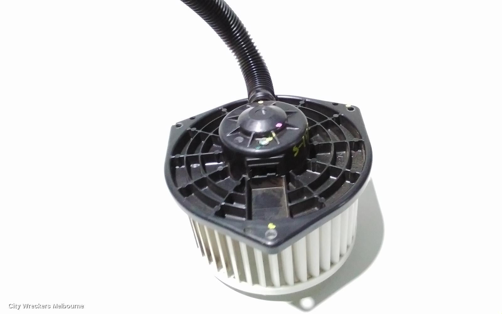 NISSAN NAVARA HEATER FAN MOTOR, NP300, 05/2015 ONWARDS - Image 2