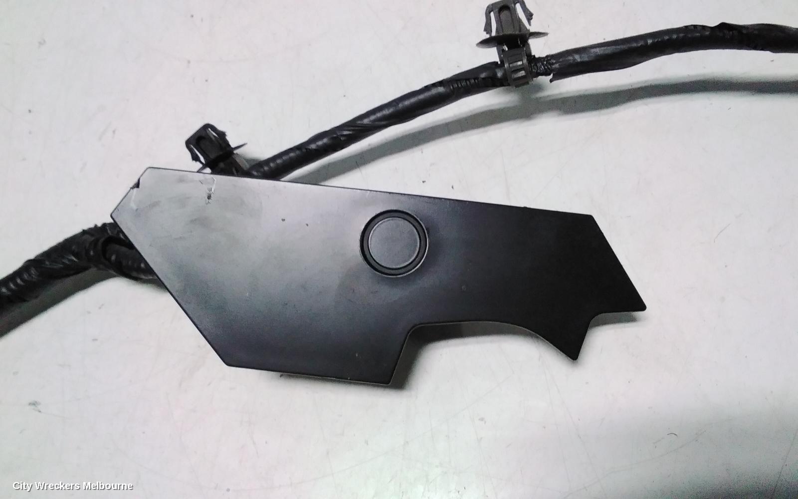 HYUNDAI I30, CN7, SEDAN, 10/2020 ONWARDS, FRONT 2 CRASH SENSOR  WITH LOOM / THE LOOM ONE SIDE  MISSING : 117033 - Image 2