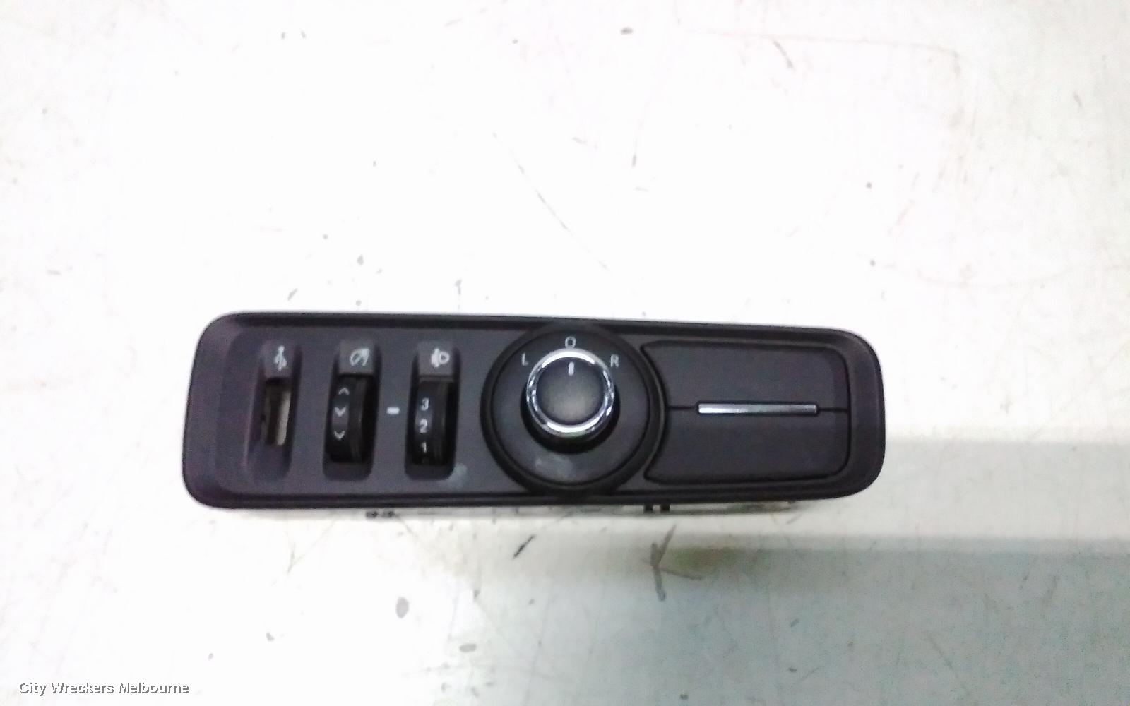 LDV DELIVER 9, DOOR MIRROR SWITCH, 07/2020 ONWARDS - Image 3