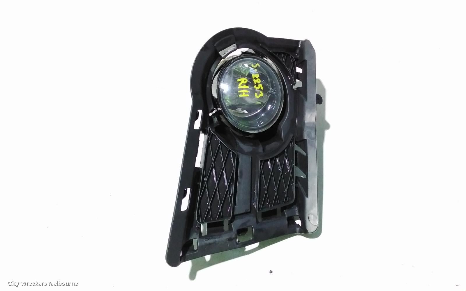 VOLKSWAGEN TIGUAN RIGHT INDICATOR/FOG/SIDE, BUMPER FOGLAMP, 5N, 05/2008 - 06/2011 - Image 2