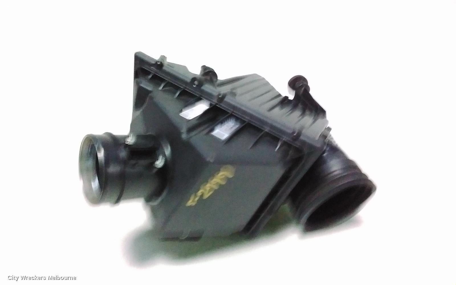 LAND ROVER DISCOVERY SPORT AIR CLEANER/BOX, AIR CLEANER, L550, 2.0, PETROL, 07/2019 ONWARDS - Image 2