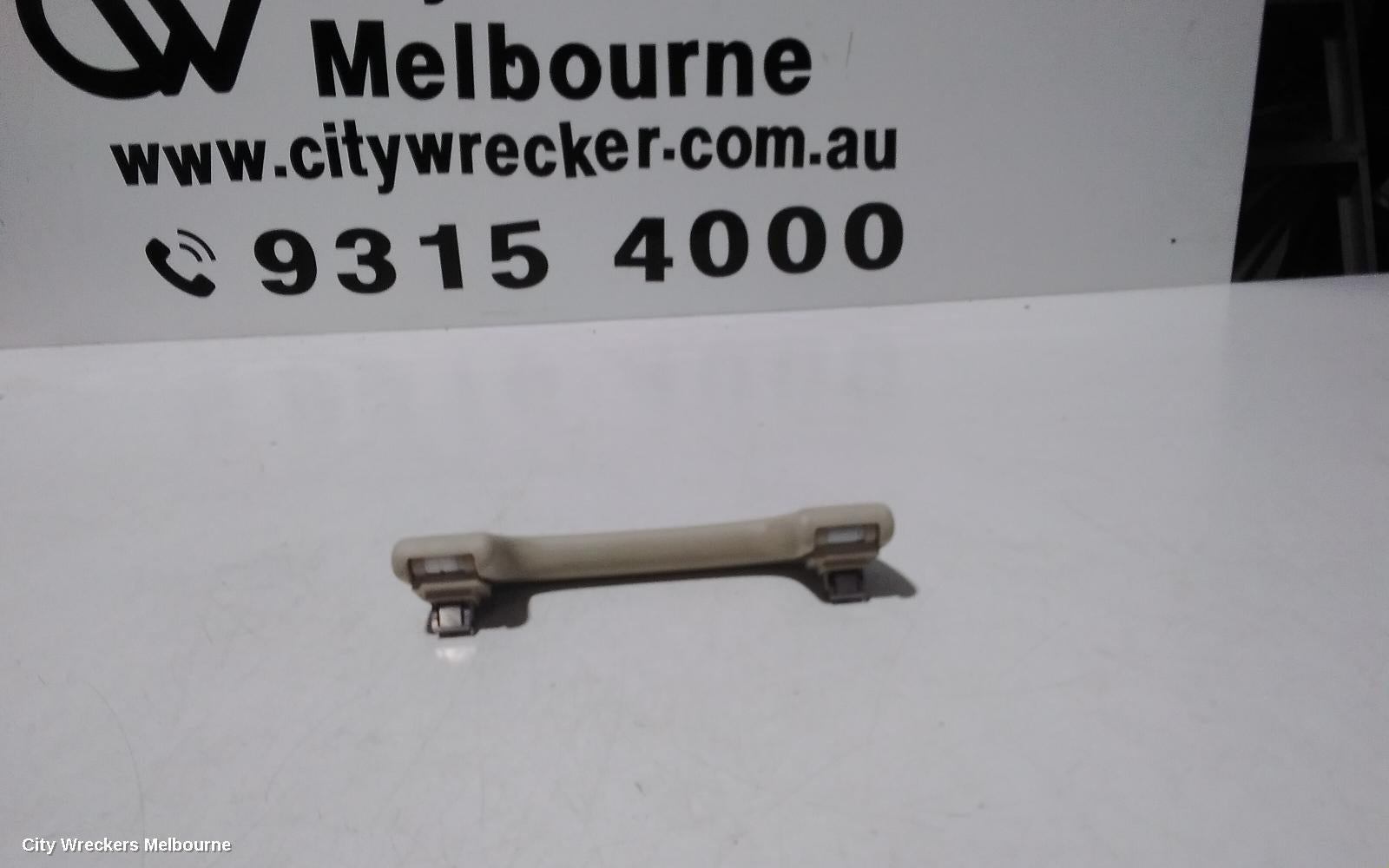 AUDI Q7 GRAB HANDLE, 4M, 07/2015 ONWARDS - Image 1
