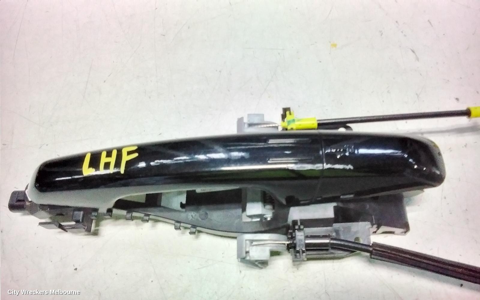 LAND ROVER RANGEROVER EVOQUE DOOR HANDLE, LH FRONT, OUTER, COLOUR CODED, W/ KEYLESS ENTRY & START TYPE, L538, 11/2011 - 01/2019 - Image 2
