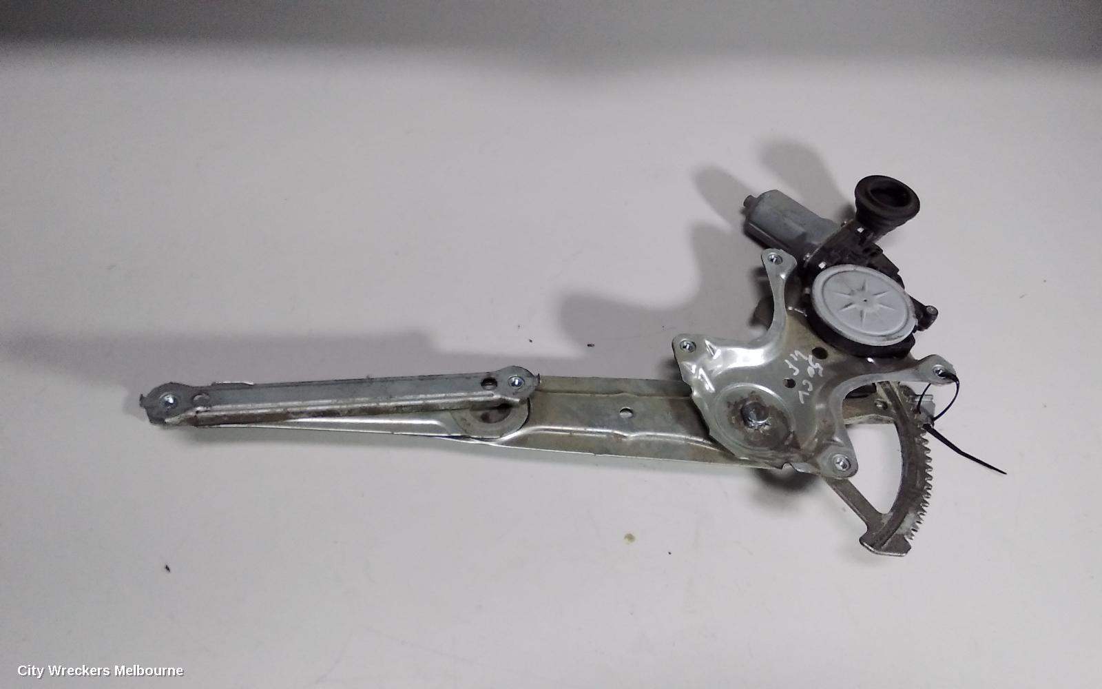 TOYOTA TARAGO RIGHT FRONT WINDOW REG/MOTOR, ACR50R, POWER, 03/2006 - 06/2020 - Image 2
