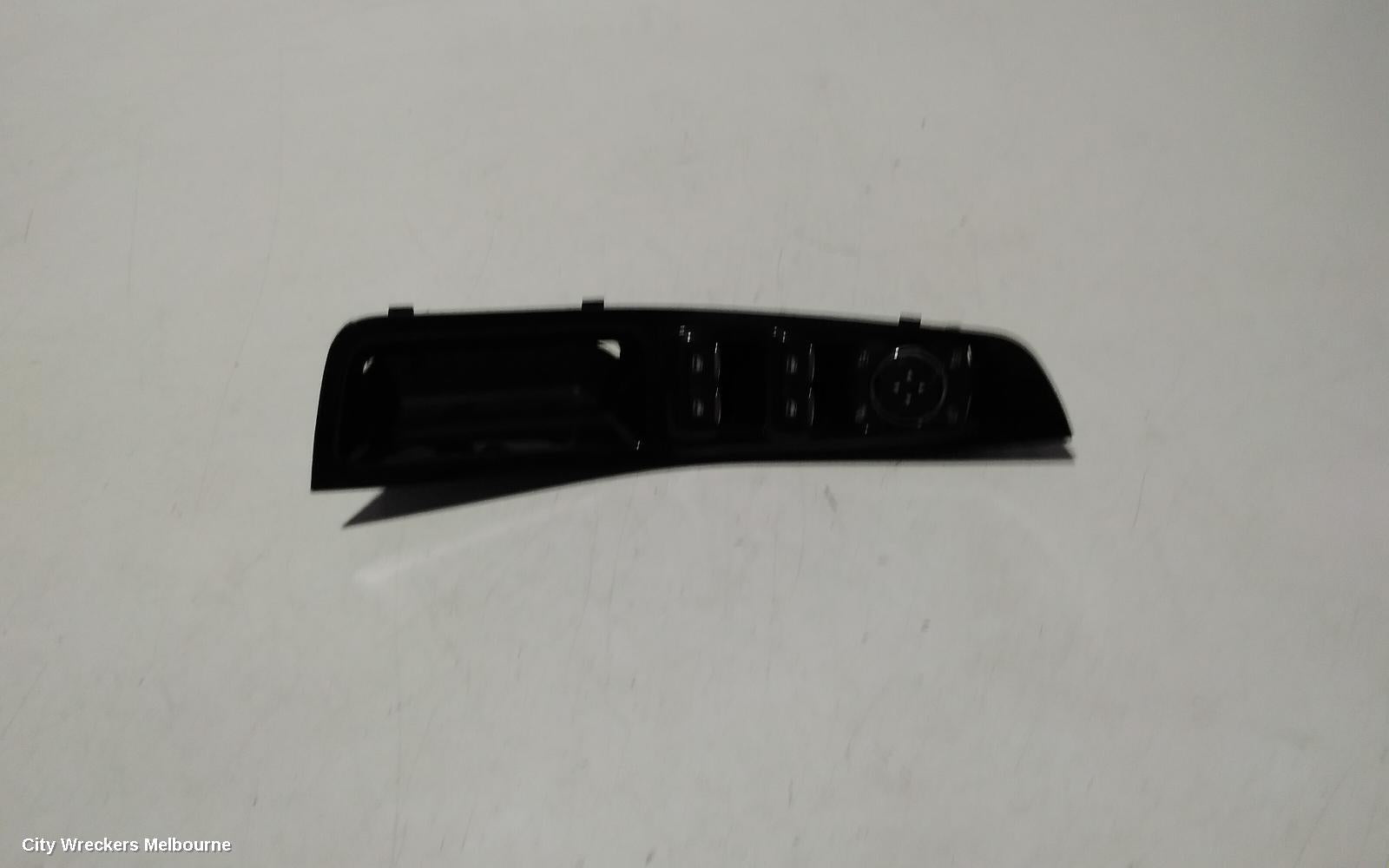 FORD ENDURA PWR DR WIND SWITCH, CA, RH FRONT (MASTER SWITCH), 09/2018 - 06/2020 - Image 3