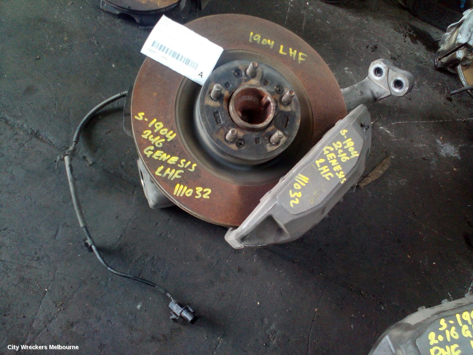 HYUNDAI GENESIS LEFT FRONT HUB ASSEMBLY, DH, 11/2014 - 01/2018 - Image 2