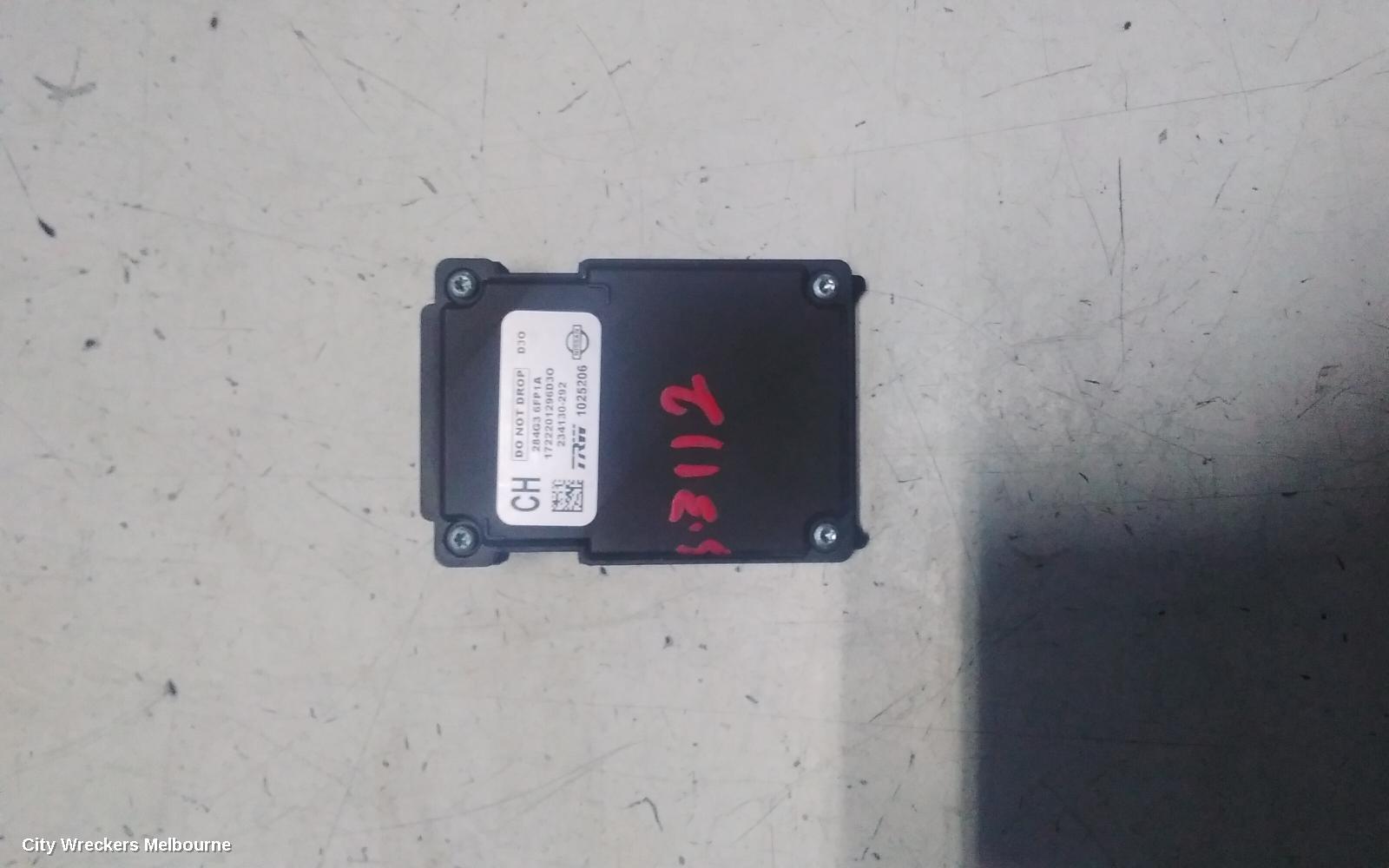 NISSAN XTRAIL REVERSE CAMERA, FRONT CAMERA (WINDSCREEN MOUNTED), T32, 03/2014 - 07/2022 - Image 2