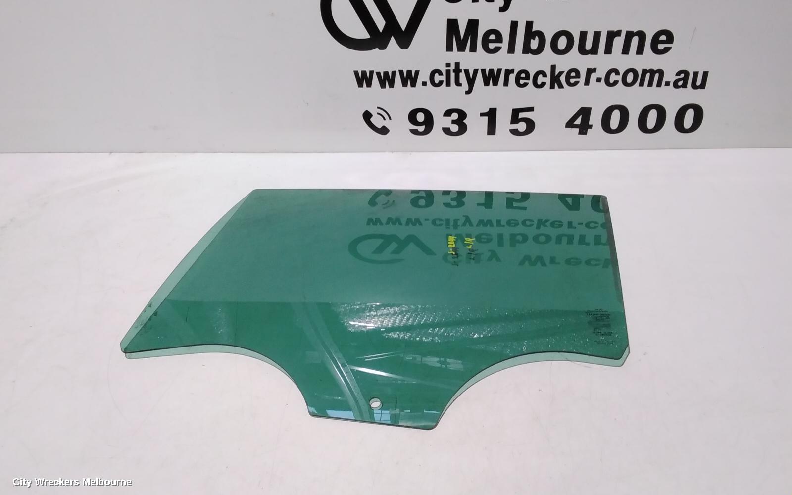 SKODA RAPID LEFT REAR DOOR WINDOW, NH, 05/2014 - 12/2020 - Image 2