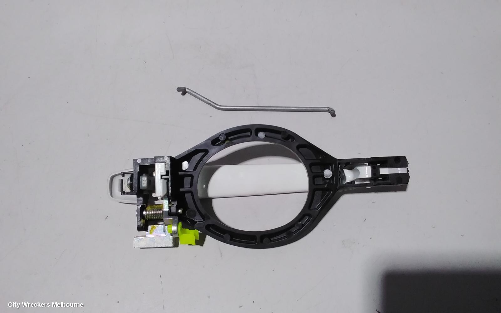 MITSUBISHI ASX DOOR HANDLE, OUTER, RH REAR, COLOUR CODED, XA-XD, 05/2010 ONWARDS - Image 3