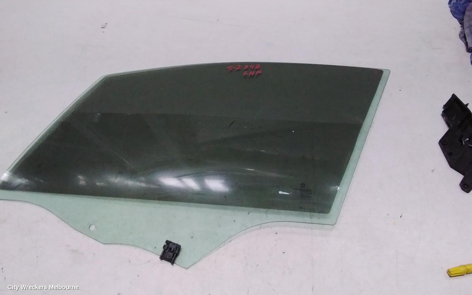 MERCEDES CLA CLASS LEFT FRONT DOOR WINDOW, C117/X117, COUPE/WAGON, 09/2013 - 01/2019 - Image 2