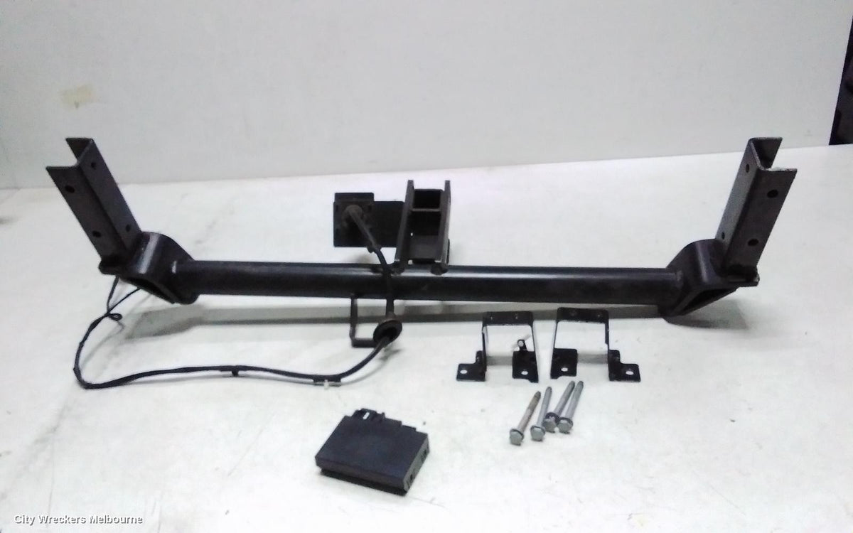 PORSCHE MACAN TOWBAR, 95B, 06/2014 - 12/2025 - Image 1