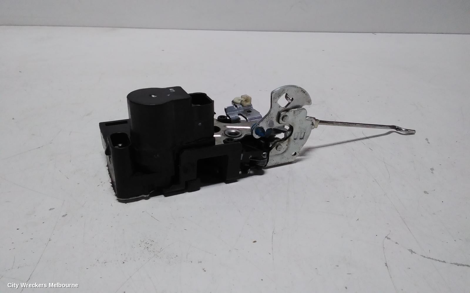 LDV V80 DOOR/BOOT/GATE LOCK, LEFT FRONT DOOR LOCK, 01/2013 ONWARDS - Image 3