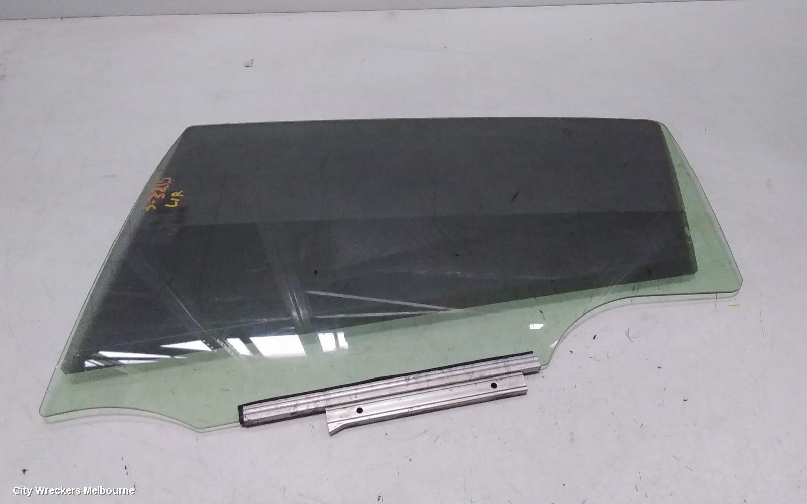 TOYOTA YARIS LEFT REAR DOOR WINDOW, NCP13#, HATCH, 08/2011 - 01/2020 - Image 2