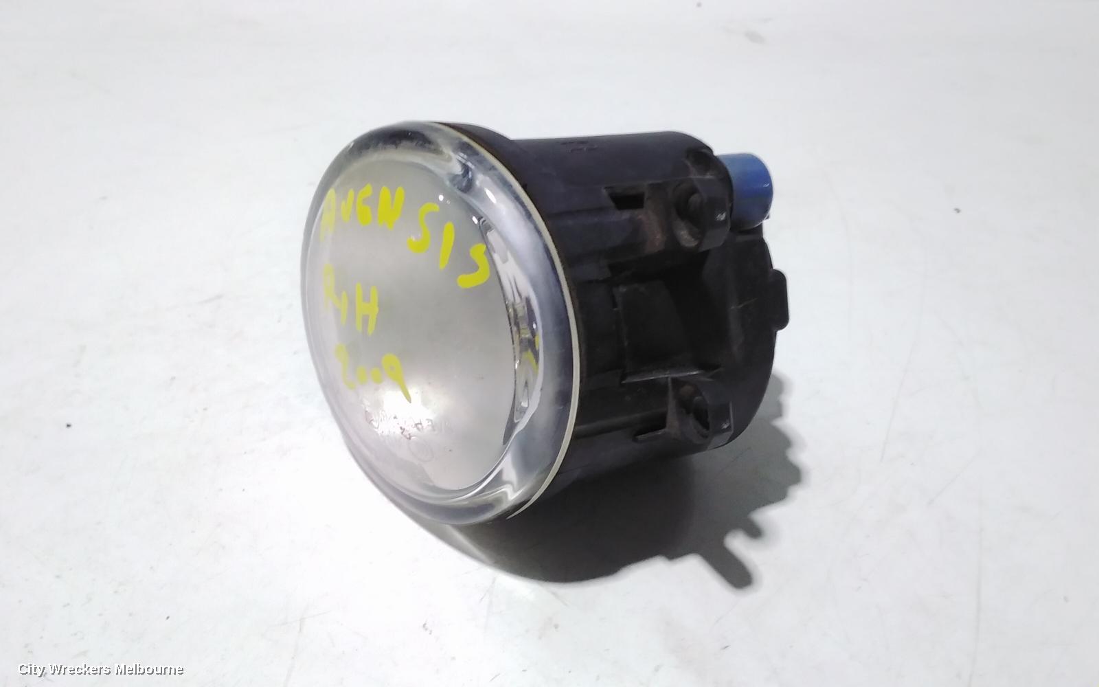TOYOTA AVENSIS LEFT INDICATOR/FOG/SIDE, BUMPER FOGLAMP, ACM21R, 12/2003 - 12/2010 - Image 2