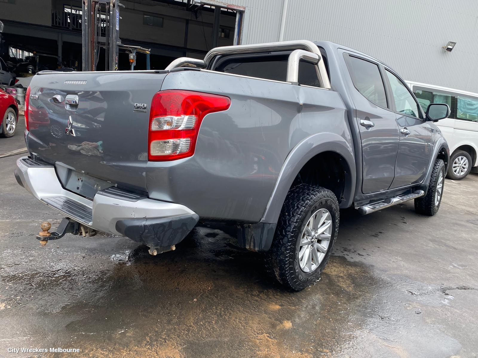 MITSUBISHI TRITON RIGHT REAR DOOR, MQ-MR, DUAL CAB, 04/2015 ONWARDS - Image 3