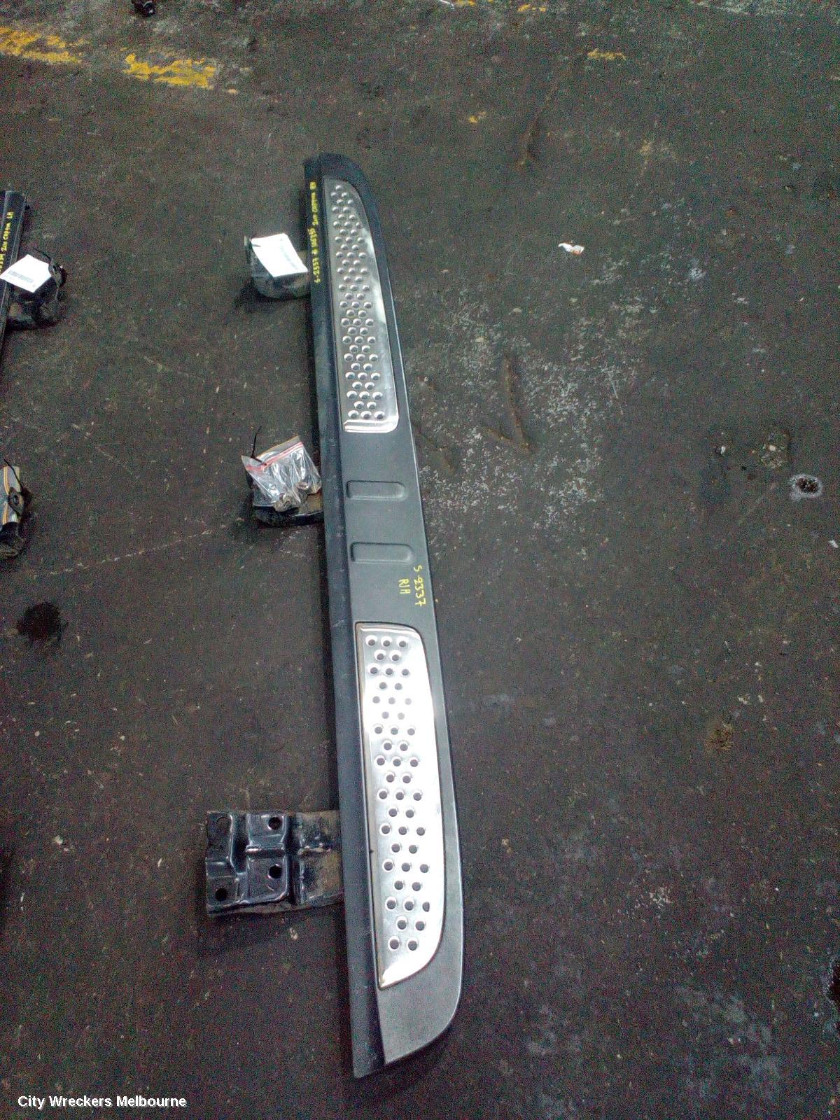 HOLDEN CAPTIVA SIDE STEP/SKIRT, CG, RH SIDE ONLY, 09/2006 - 02/2011 - Image 1