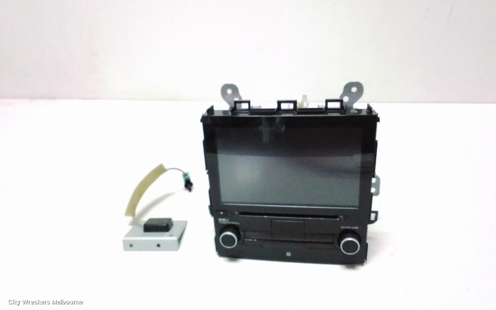 SUBARU XV RADIO/CD/DVD/SAT/TV, 8IN TOUCH SCREEN, W/ SAT NAV TYPE, G5X, 03/2017 - 06/2023 - Image 1