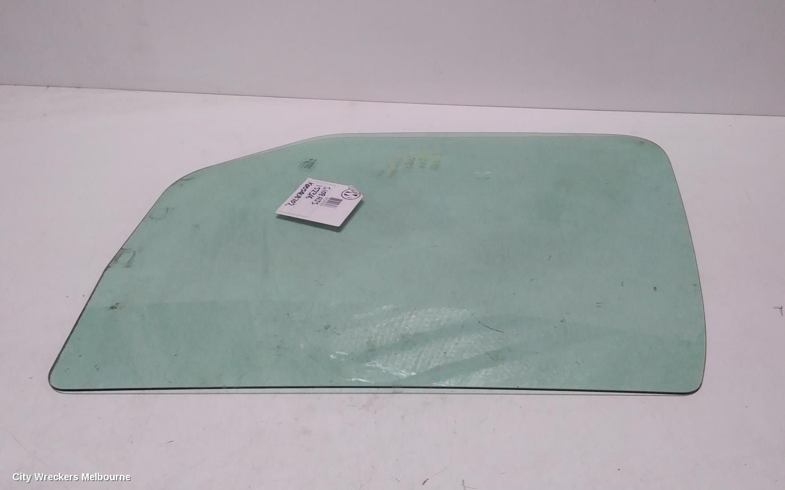 MERCEDES SPRINTER RIGHT FRONT WINDOW REG/MOTOR, NCV3, POWER, 10/2006 - 04/2018 - Image 1