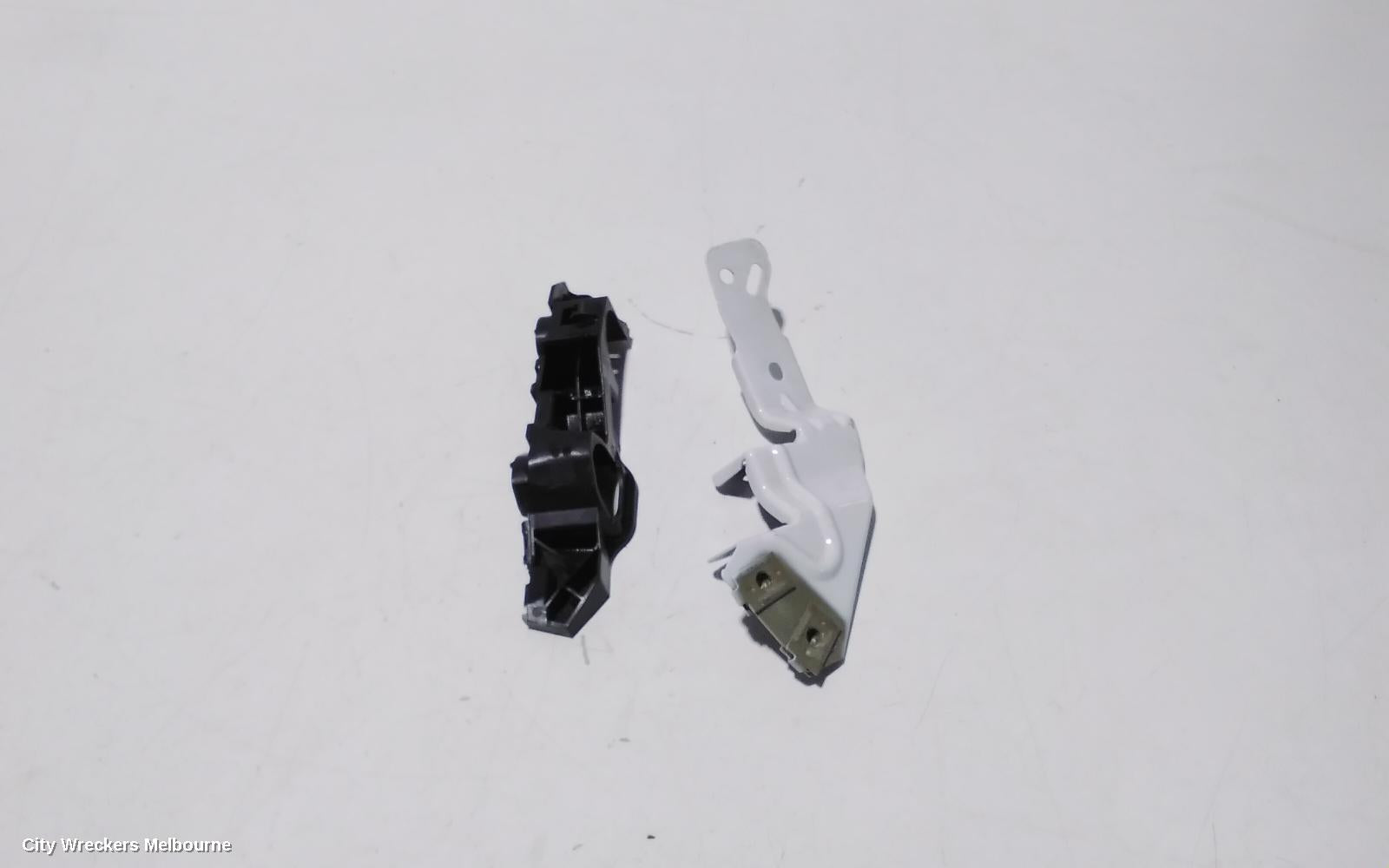 HOLDEN INSIGNIA, GA, 02/2015 - 01/2017, LEFT BAR SLID AND GUARD BRAKET  CHECK    : 102993 - Image 2