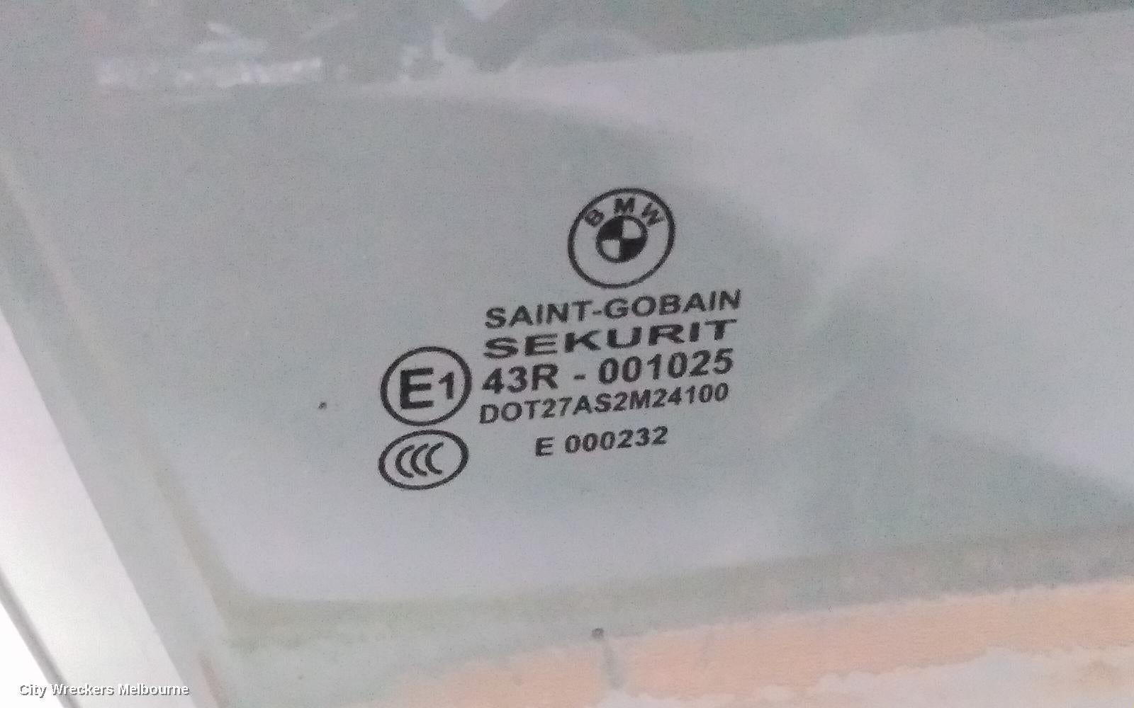 BMW X3 RIGHT FRONT DOOR WINDOW, E83, 06/2004 - 11/2010 - Image 2