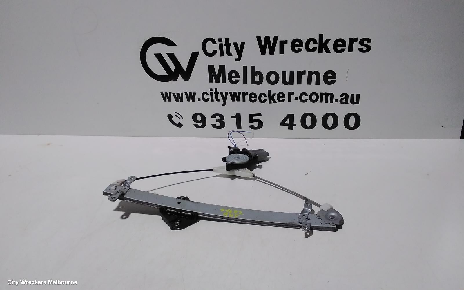SUBARU FORESTER RIGHT FRONT WINDOW REG/MOTOR, 2 PIN PLUG TYPE, 02/2008 - 12/2010 - Image 1