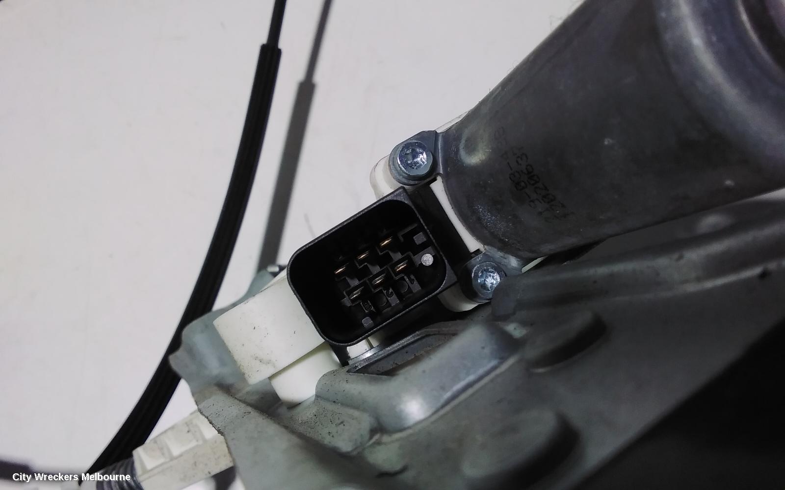 MERCEDES CLC CLASS DOOR/BOOT/GATE LOCK, RIGHT FRONT DOOR LOCK, CL203, 08/2008 - 03/2011 - Image 3