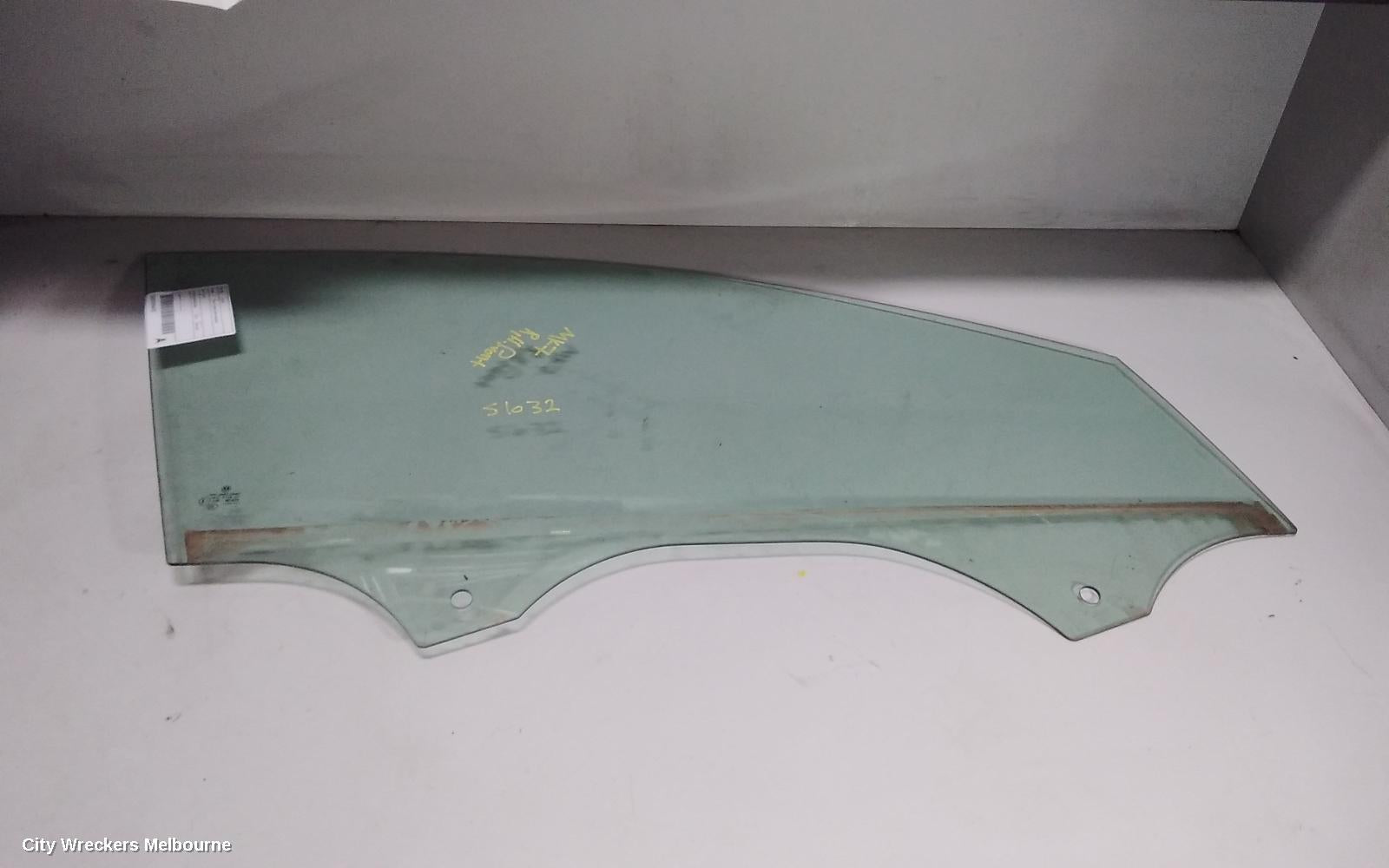 VOLKSWAGEN GOLF RIGHT FRONT DOOR WINDOW, GEN 7, 5DR HATCH/WAGON, 11/2012 - 08/2020 - Image 1