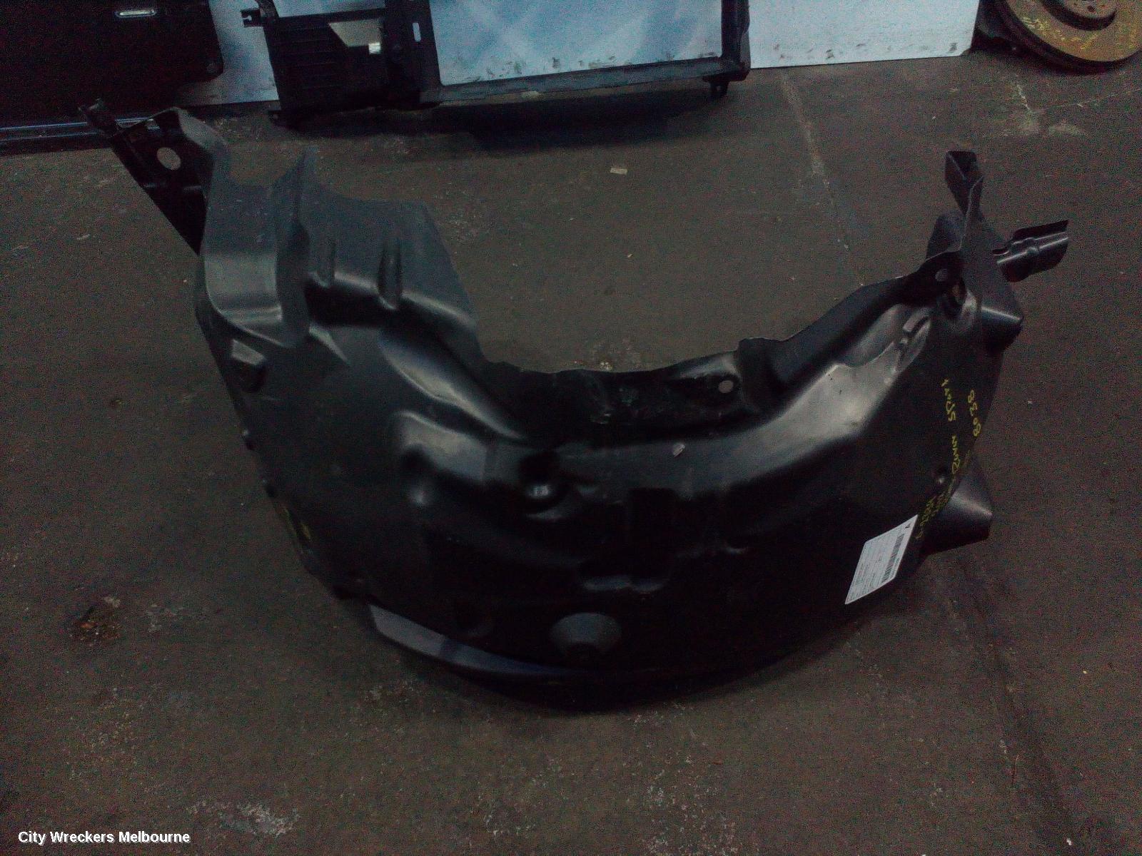 LAND ROVER RANGEROVER SPORT LEFT GUARD LINER, L320, 08/2005 - 12/2013 - Image 1