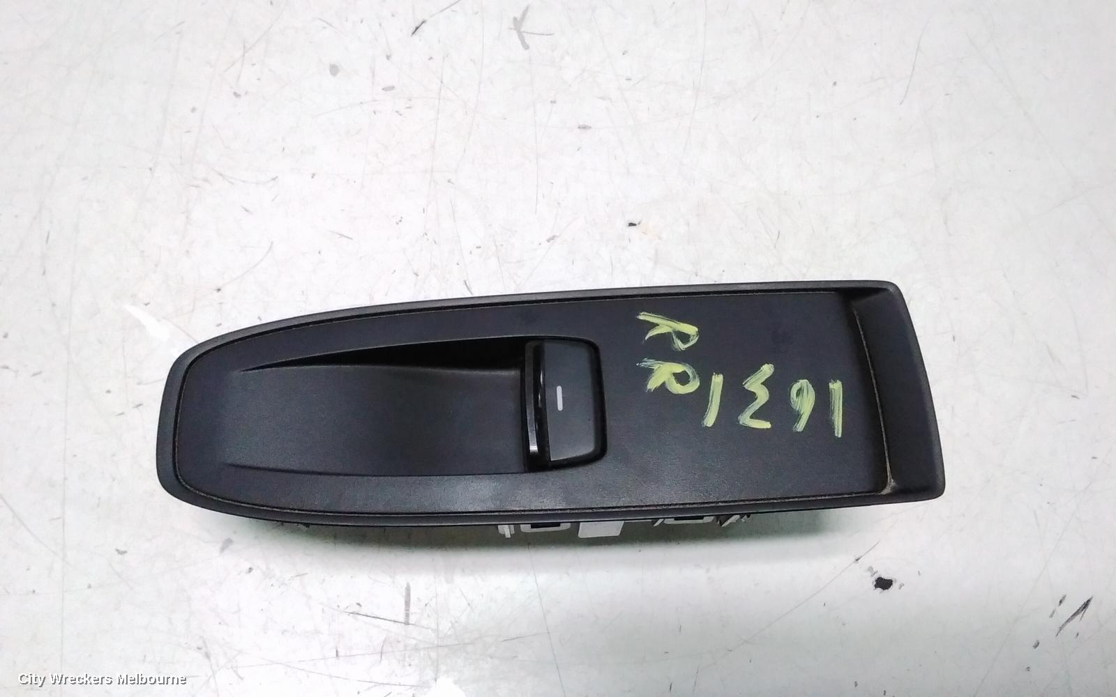 SUBARU FORESTER PWR DR WIND SWITCH, LH/RH REAR, SK, BLACK TIP, 08/2018 ONWARDS - Image 1