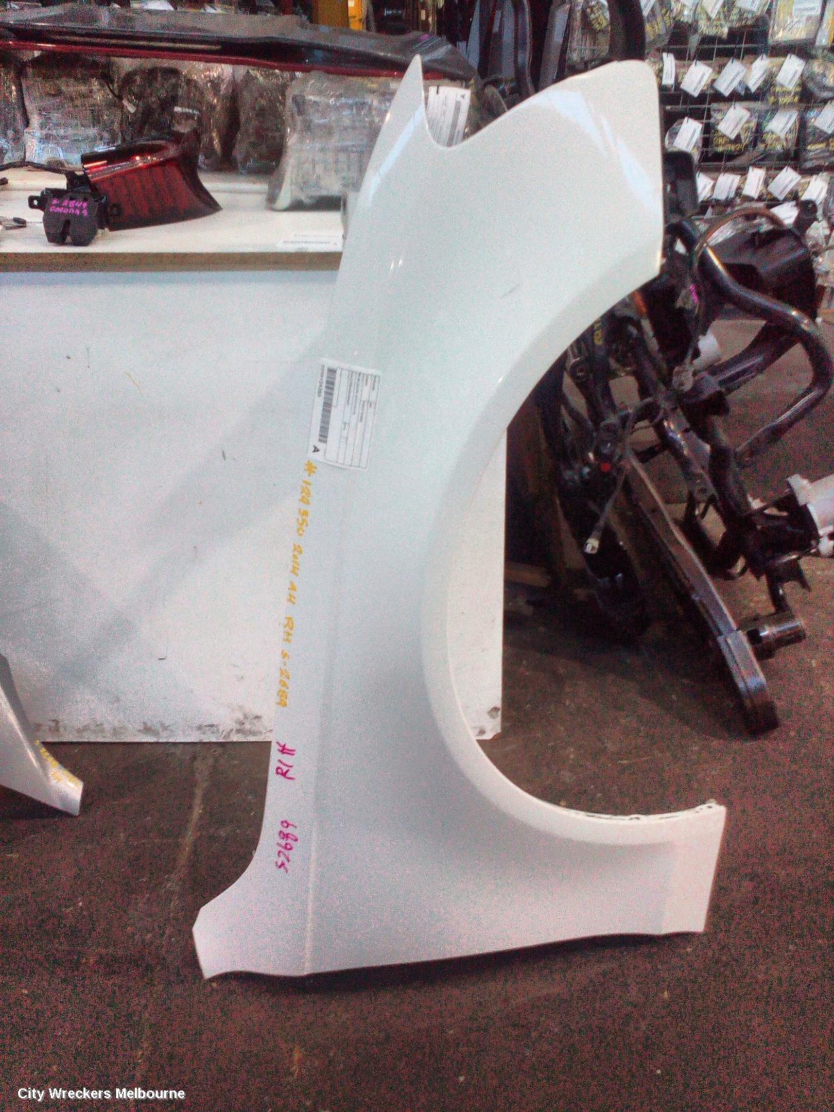 AUDI A4 RIGHT GUARD, B8 8K (A4/S4), 07/2012 - 01/2016 - Image 1
