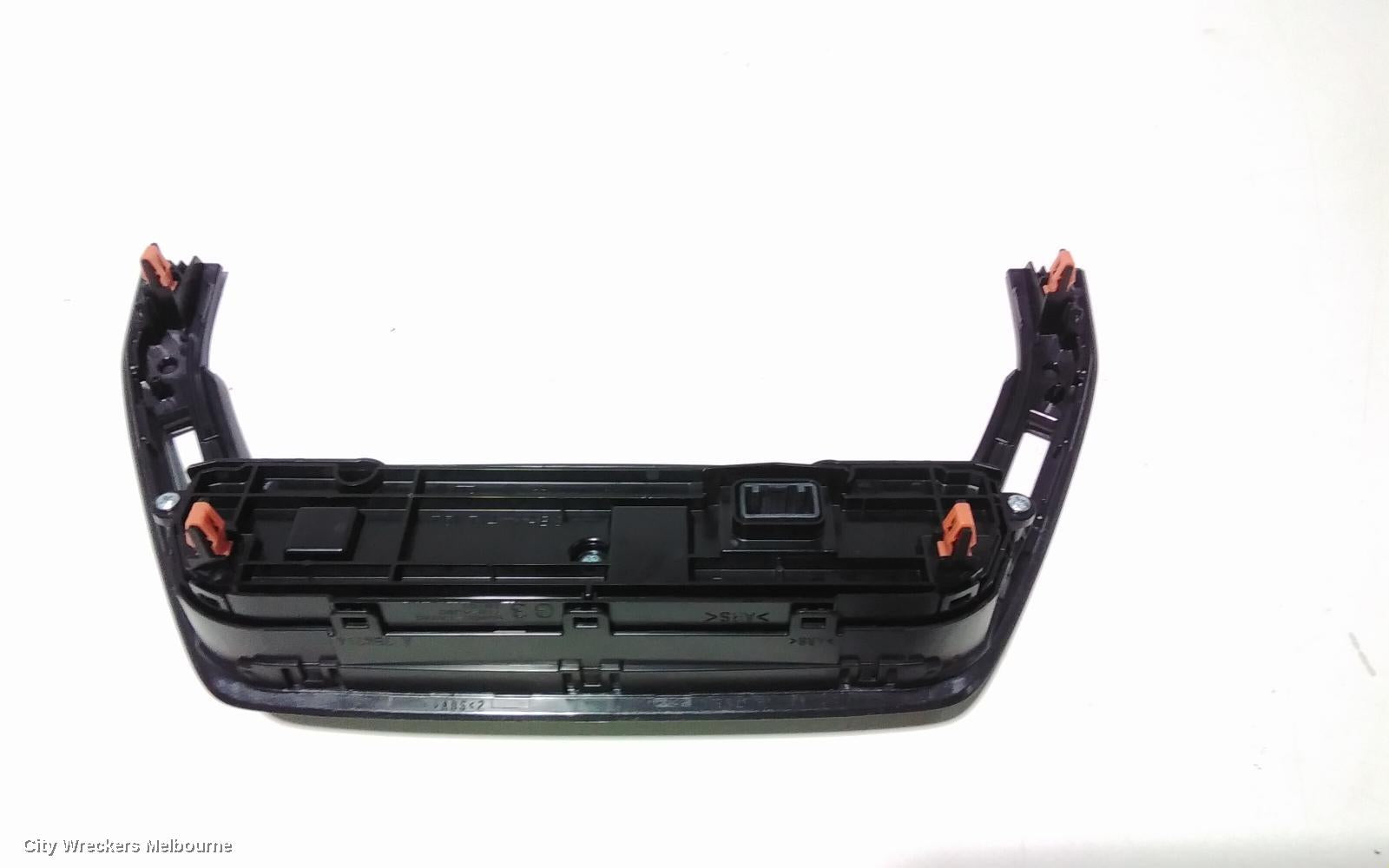 TOYOTA COROLLA HEATER/AC CONTROLS, E210, SINGLE ZONE CLIMATE CONTROL TYPE, 07/2018 ONWARDS - Image 3