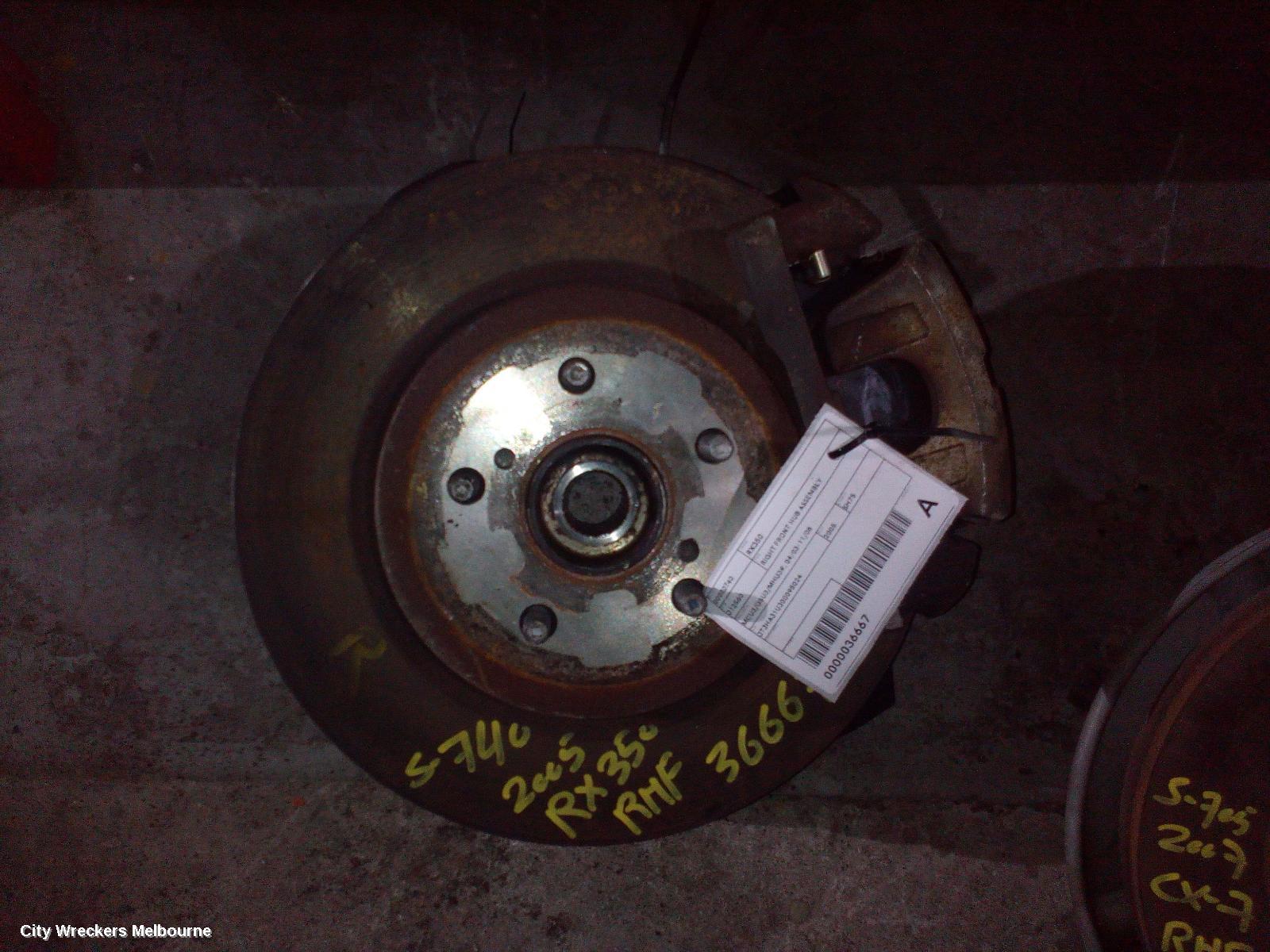 LEXUS RX SERIES RIGHT FRONT HUB ASSEMBLY, MCU3/GSU3/MHU3#, 04/2003 - 11/2008 - Image 1