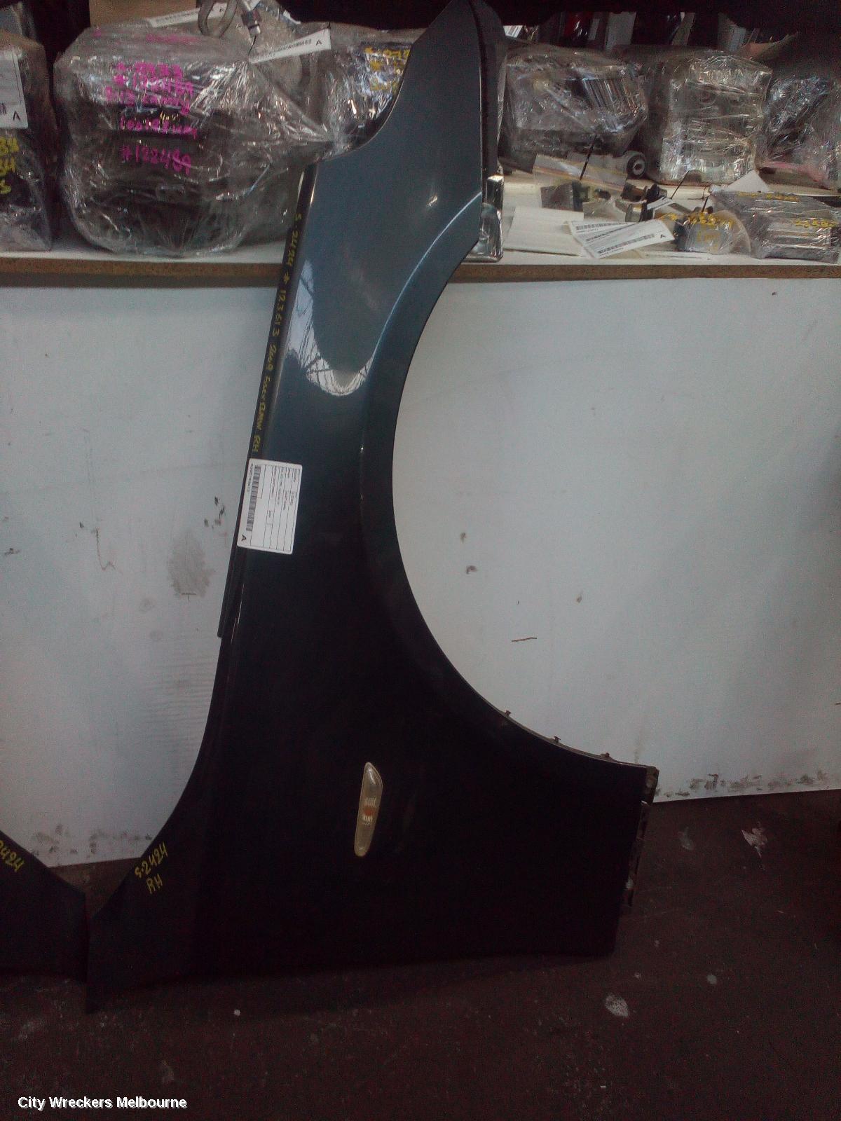 BMW 5 SERIES RIGHT GUARD, E60, STD TYPE, 10/2003 - 04/2010 - Image 2