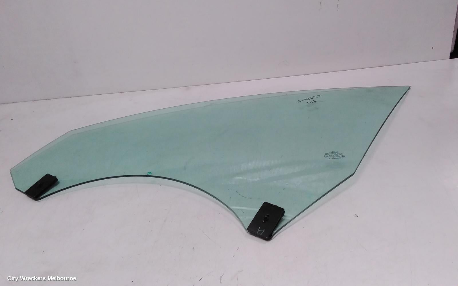 TESLA MODEL 3 LEFT FRONT DOOR WINDOW, 1ST GEN, 06/2019 ONWARDS - Image 1