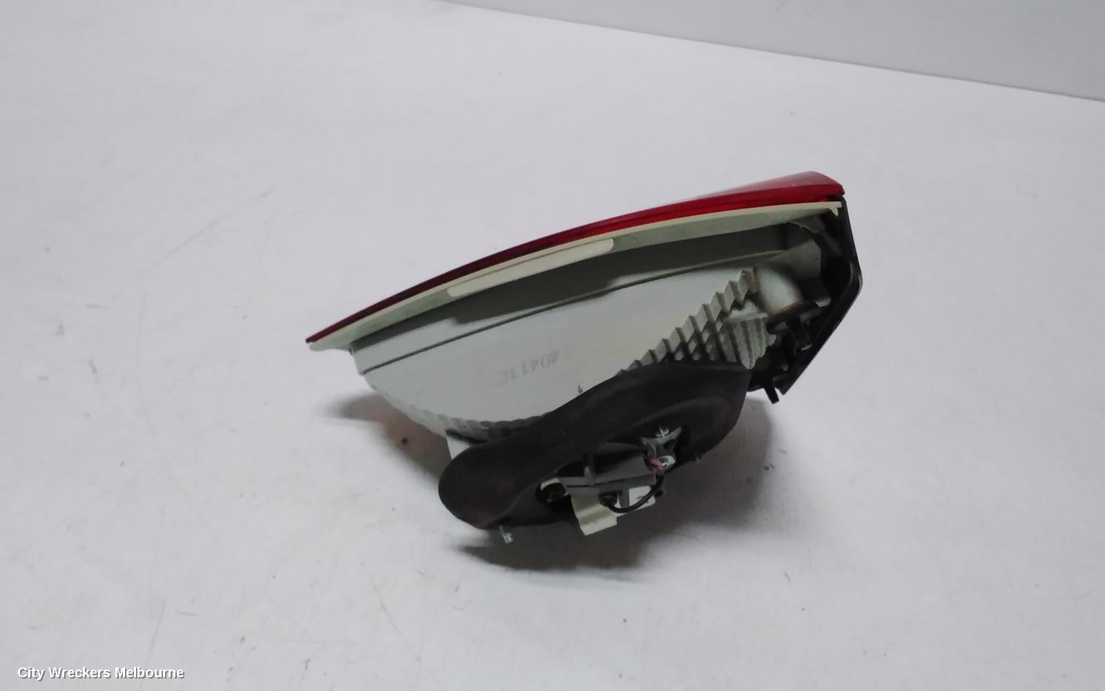 HYUNDAI IX35 REAR GARNISH, TAILGATE LAMP (LH SIDE), LM SERIES (VIN KMHJ), 11/2009 - 01/2016 - Image 3