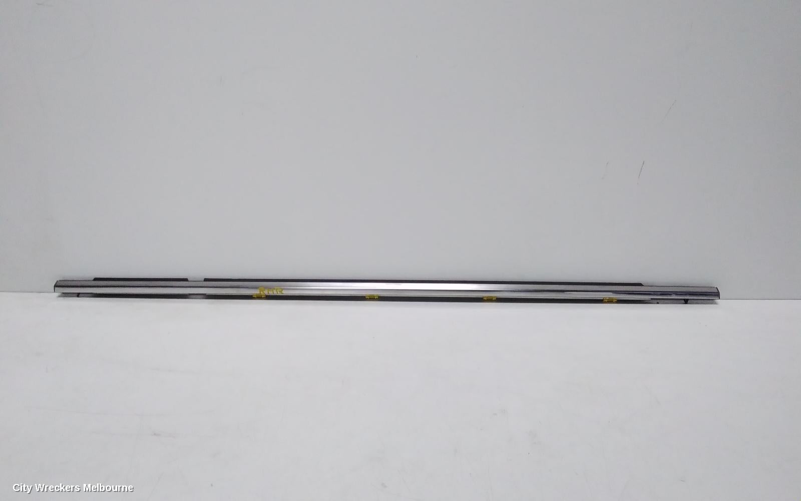 TOYOTA KLUGER DOOR MOULD, RHR CHROOM MOULD: 112135, RIGHT REAR DOOR MOULDING, XU70 SERIES, 03/2021 ONWARDS - Image 2