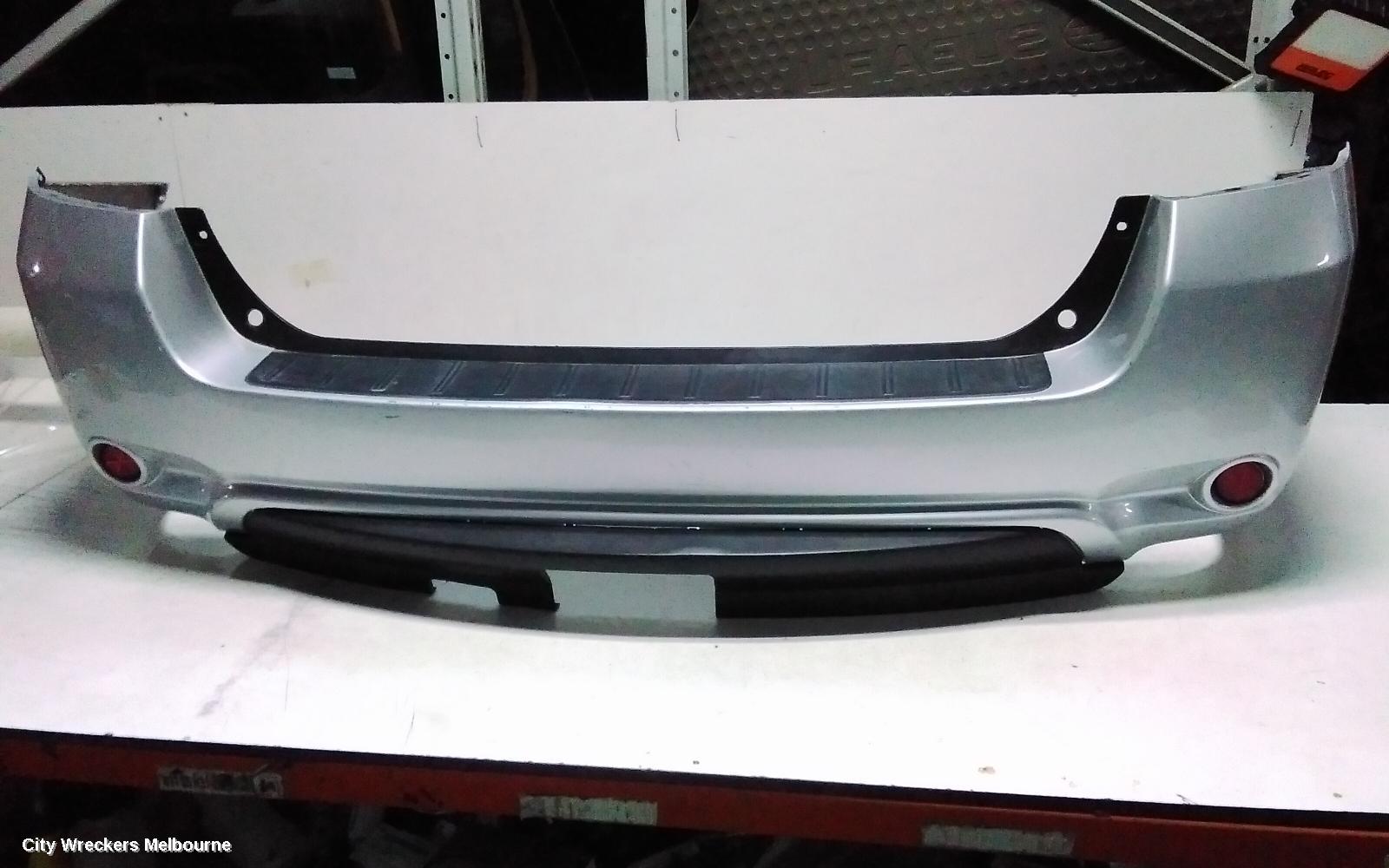 TOYOTA KLUGER REAR BUMPER, GSU40-GSU45, 05/2007 - 07/2010 - Image 2