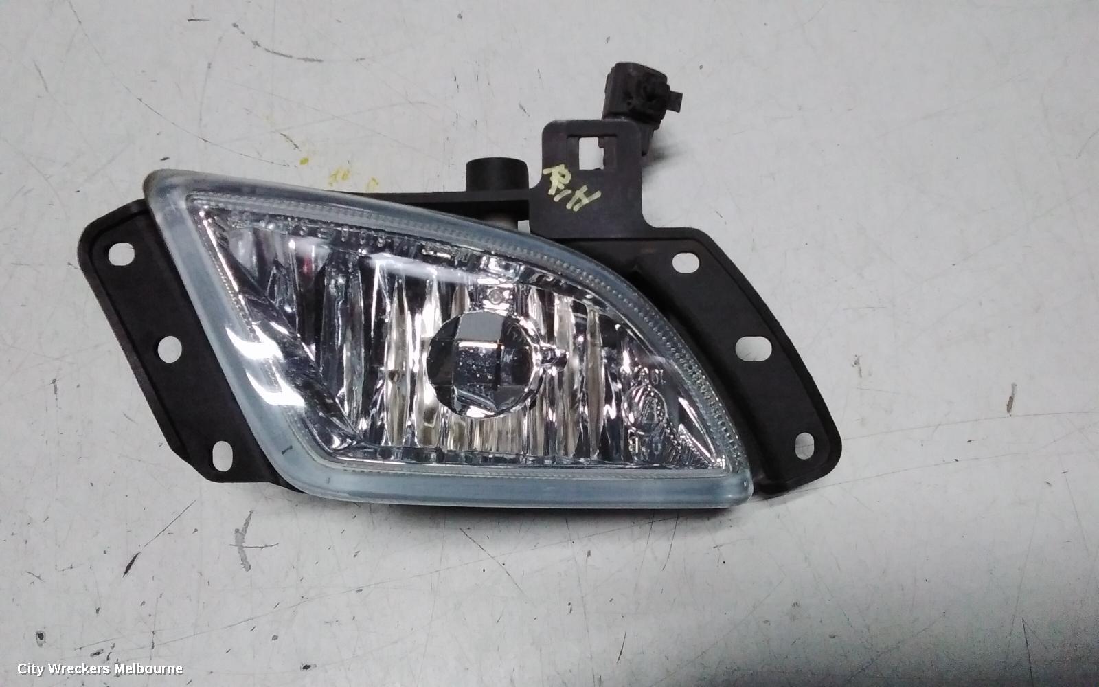 MAZDA 626 RIGHT INDICATOR/FOG/SIDE, BUMPER FOGLAMP, GF, SEDAN/HATCH, 08/1997 - 08/2002 - Image 1