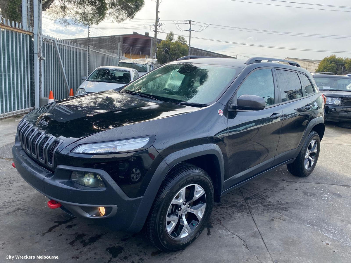 JEEP CHEROKEE REAR BUMPER, KL, BUMPER BAR (3 PIECE), TRAILHAWK, W/ PARK SENSOR TYPE, 02/2014 - 03/2018 - Image 3
